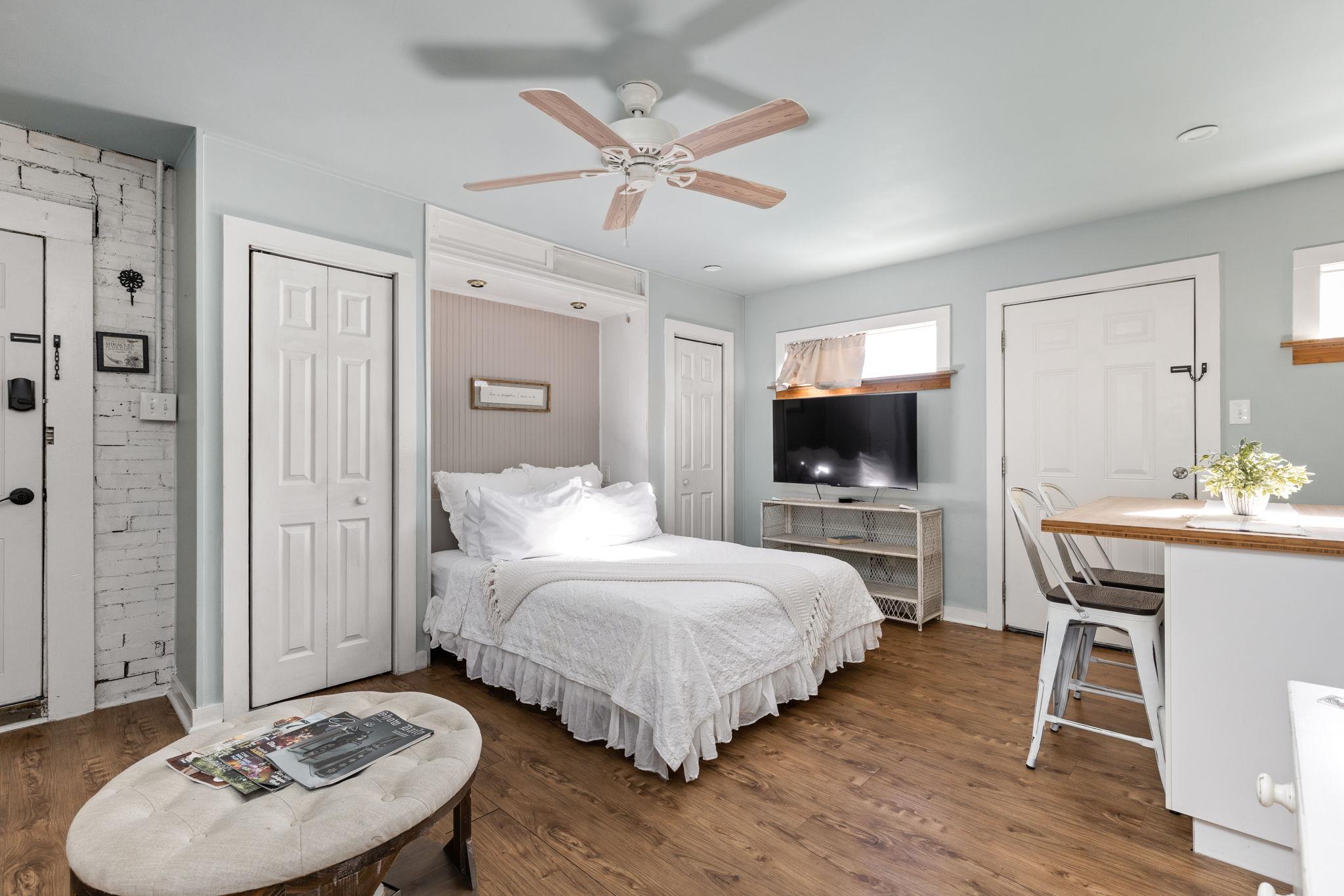 201 Ramona Street Smithville TX 78957