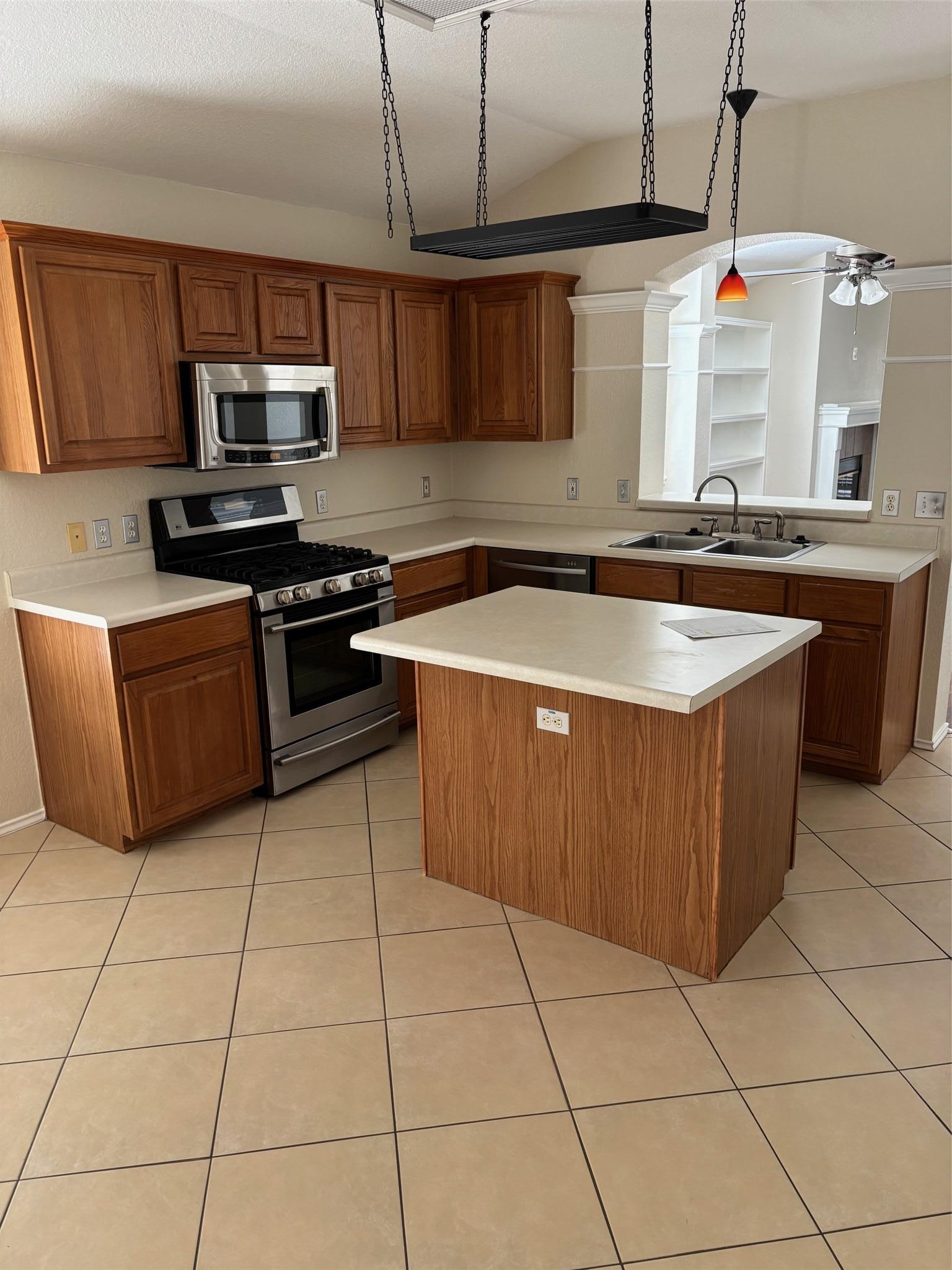 1403 Haley Gray Drive Pflugerville TX 78660