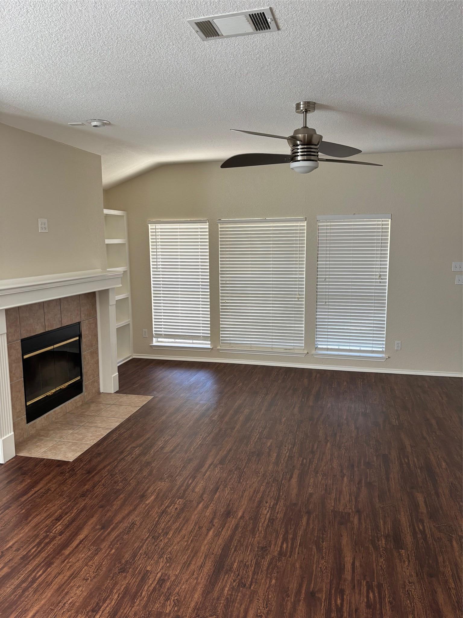1403 Haley Gray Drive Pflugerville TX 78660