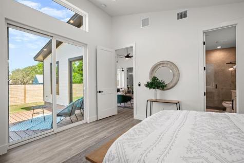 1606 Harvey Street Austin TX 78702