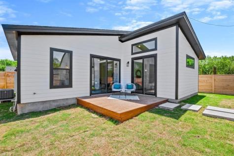1606 Harvey Street Austin TX 78702