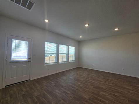 352 San Juan Trail Bastrop TX 78602