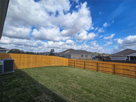 352 San Juan Trail Bastrop TX 78602