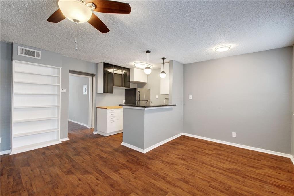 2401 Manor Road Austin TX 78722