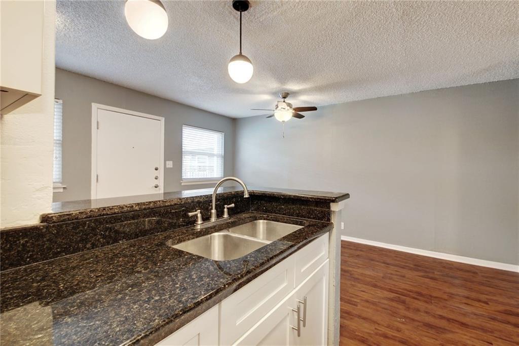 2401 Manor Road Austin TX 78722