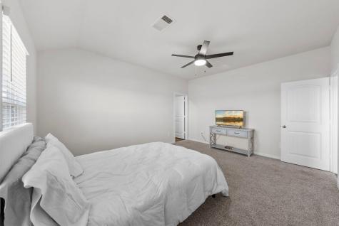 320 Darwin Place Lockhart TX 78644