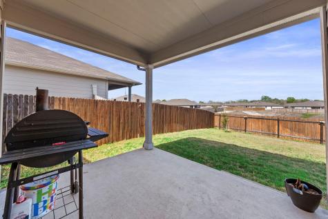 320 Darwin Place Lockhart TX 78644