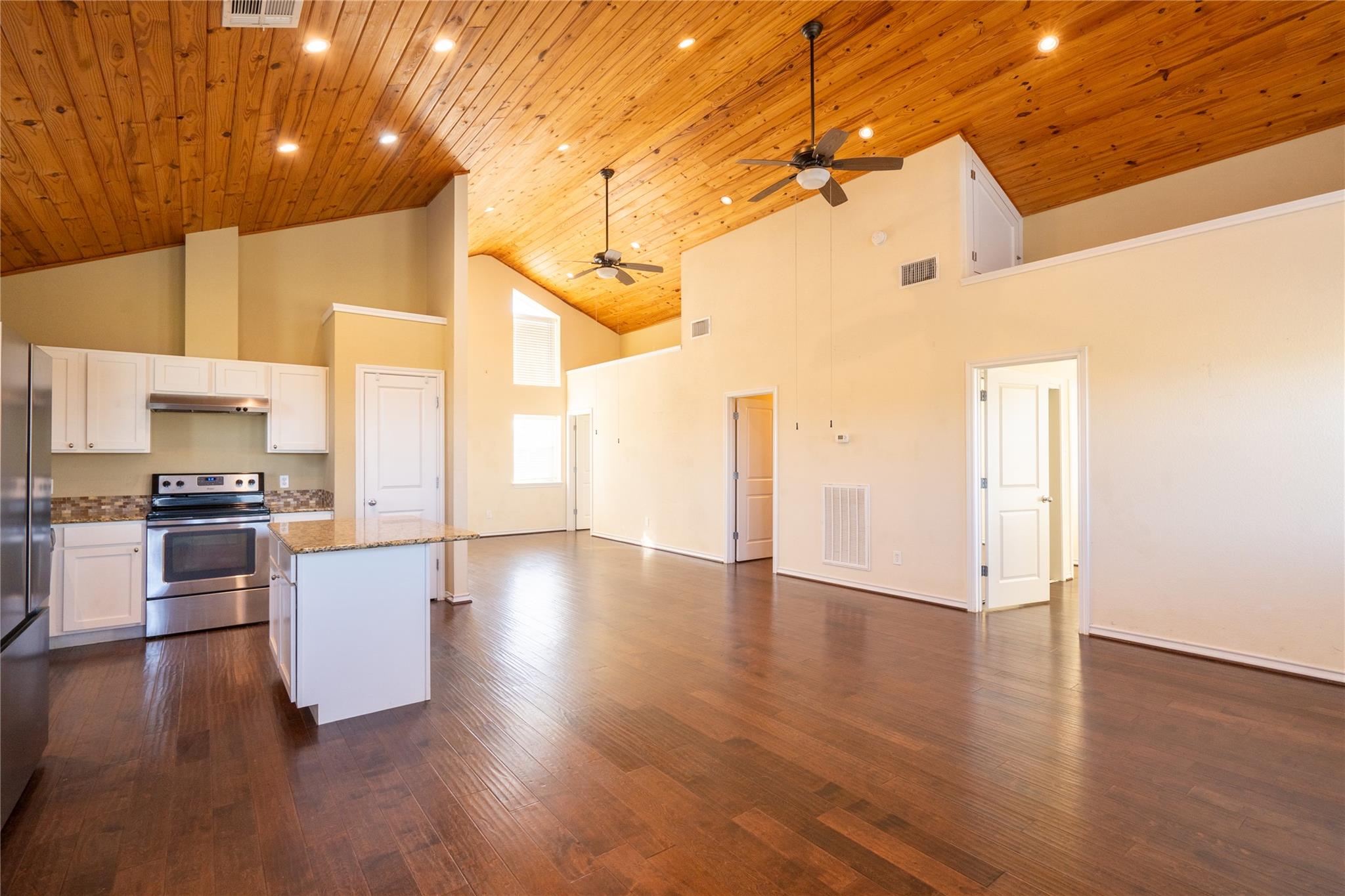 1050 County Road 129 Taylor TX 76574