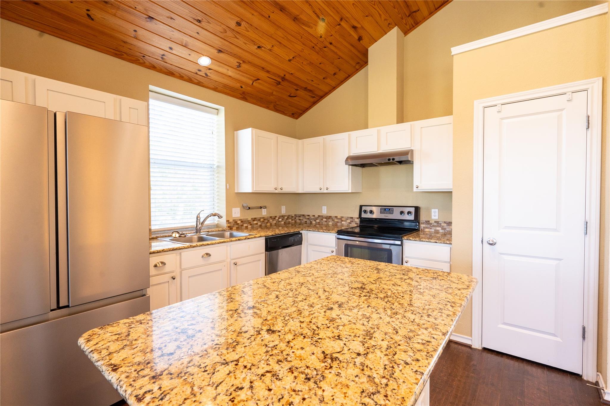 1050 County Road 129 Taylor TX 76574