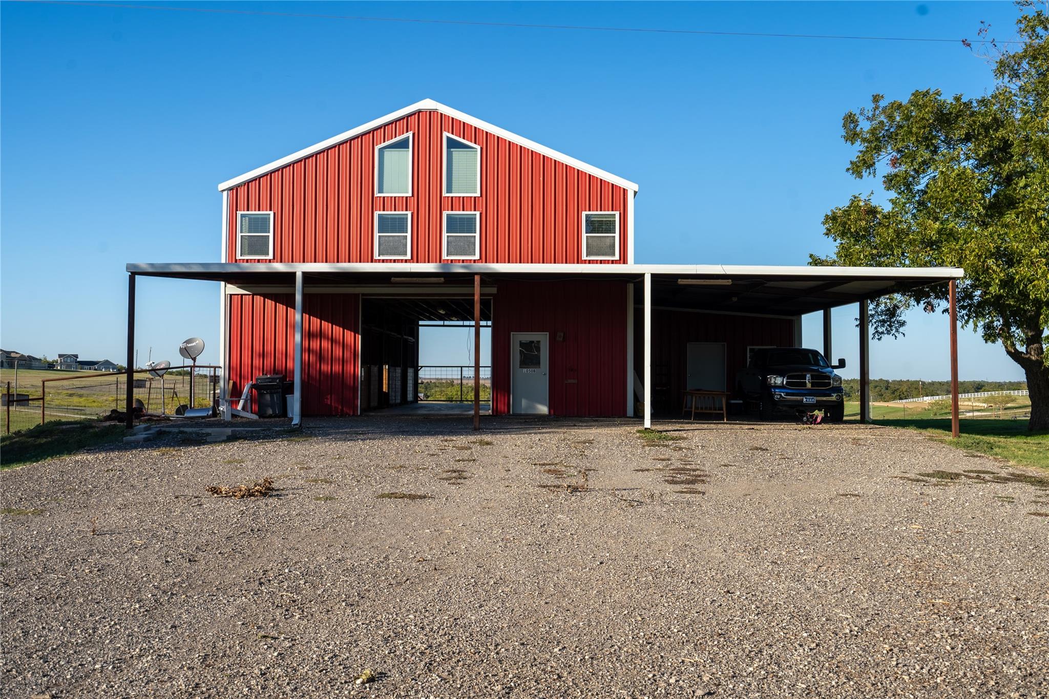 1050 County Road 129 Taylor TX 76574