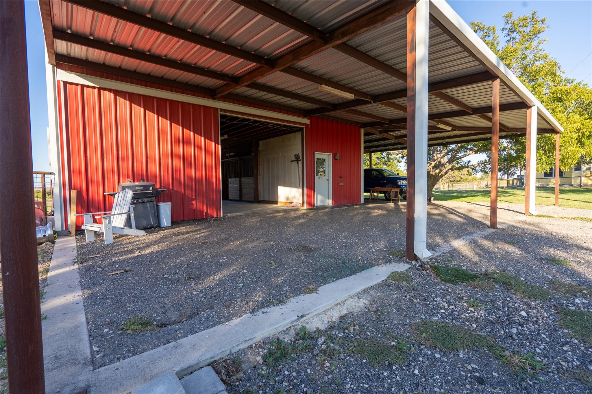 1050 County Road 129 Taylor TX 76574