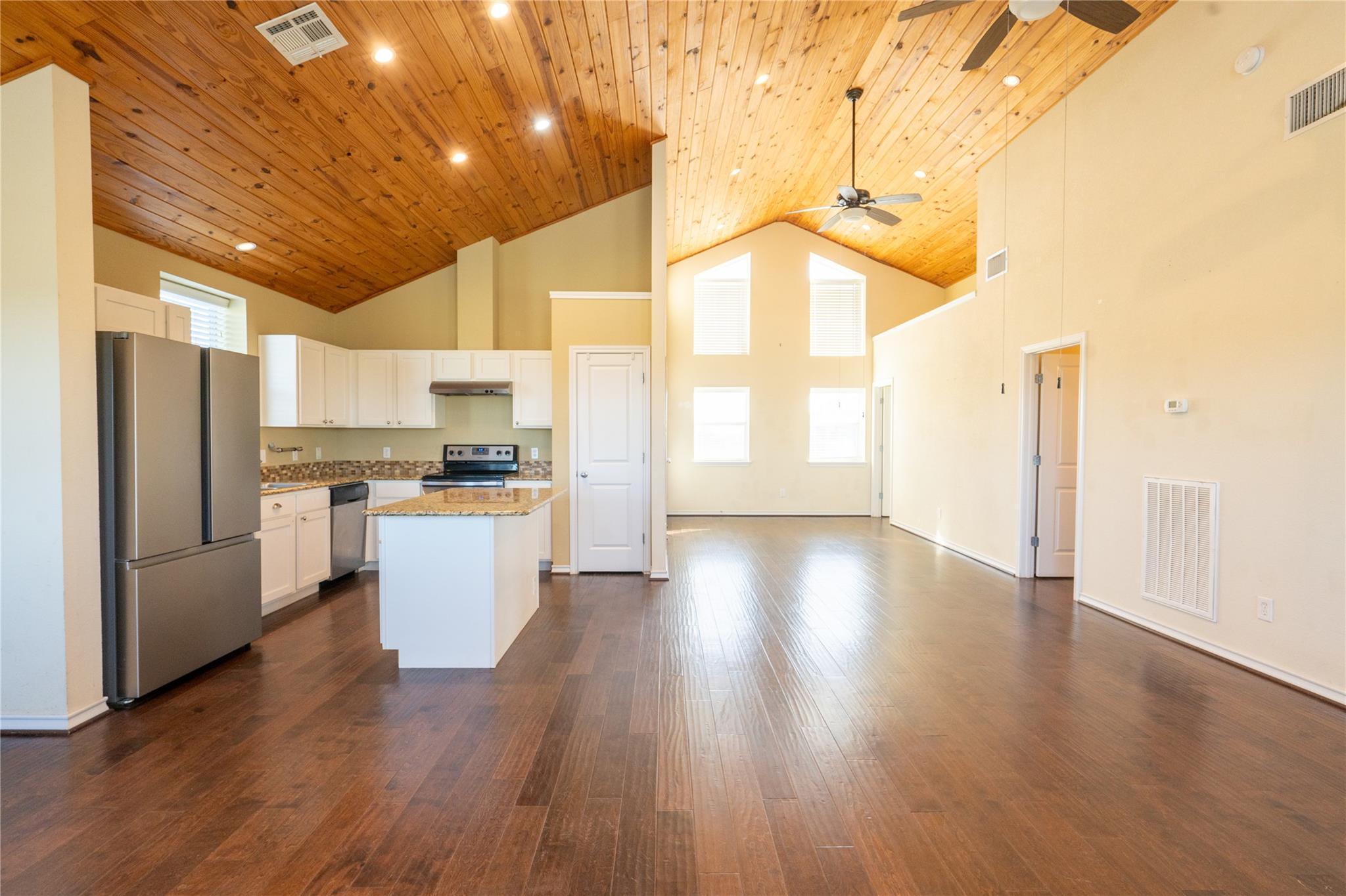 1050 County Road 129 Taylor TX 76574