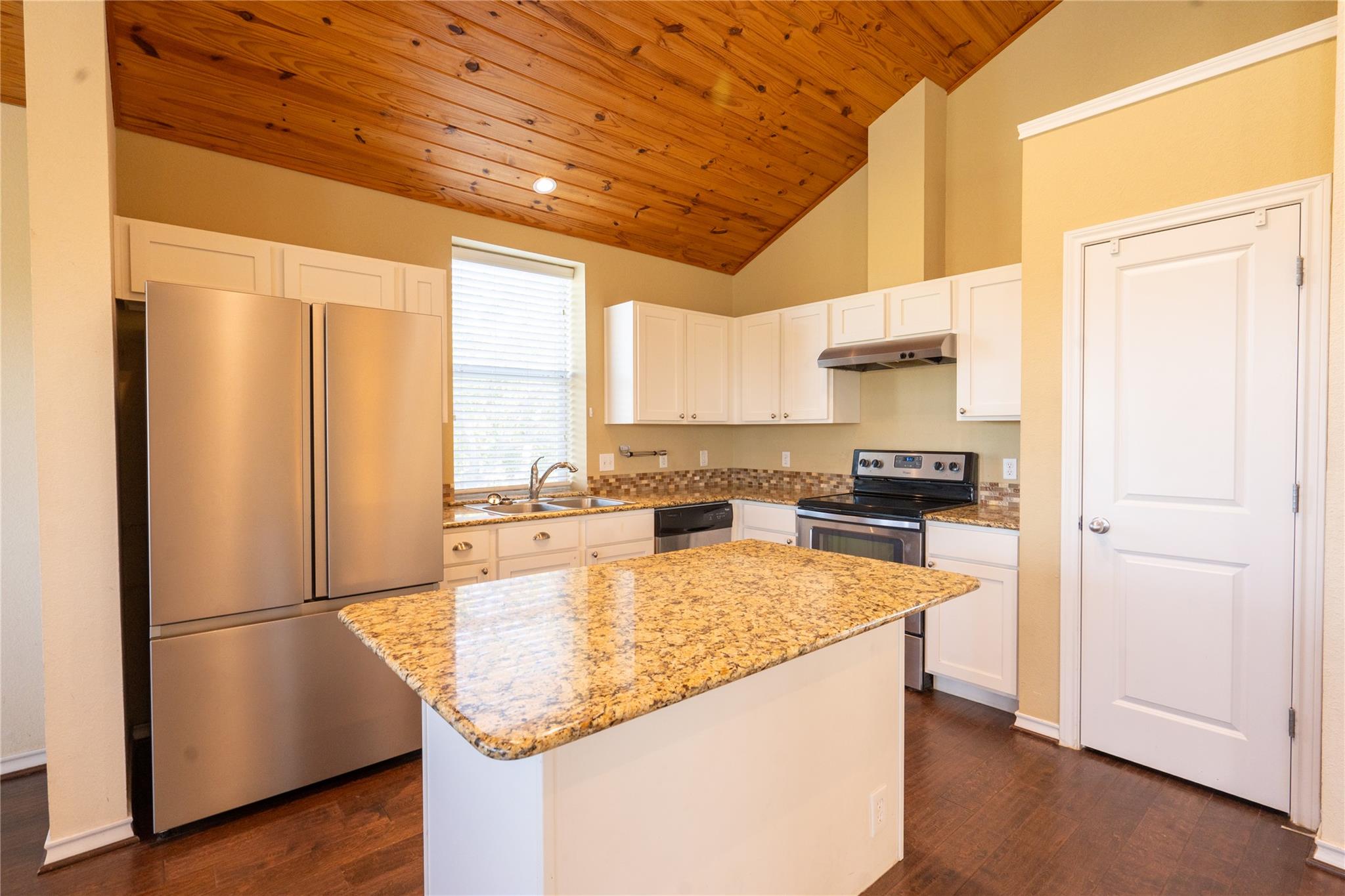 1050 County Road 129 Taylor TX 76574