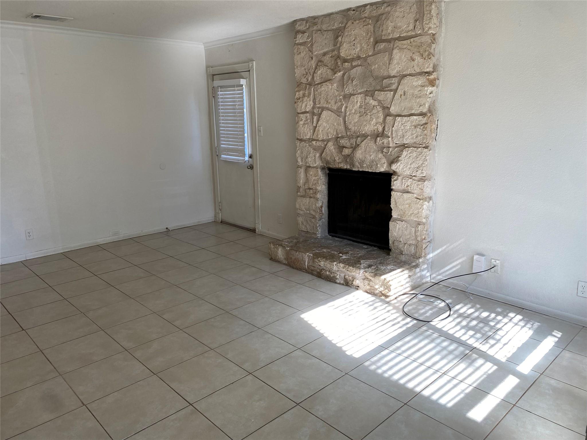 11304 Ptarmigan Cove Austin TX 78758