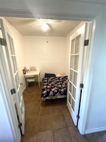 915 W 22nd 1/2 Street Austin TX 78705