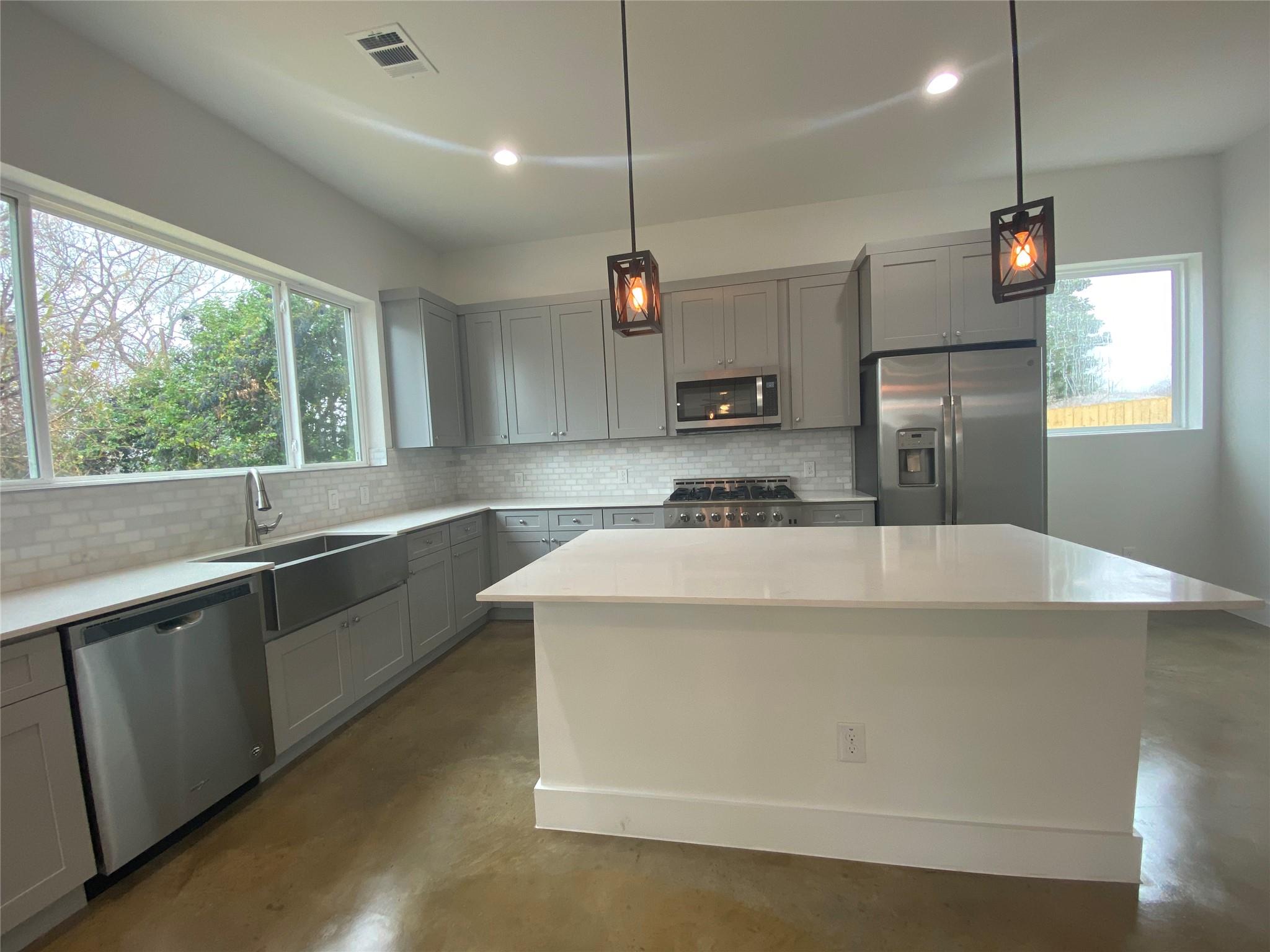 1916 Webberville Road Austin TX 78721