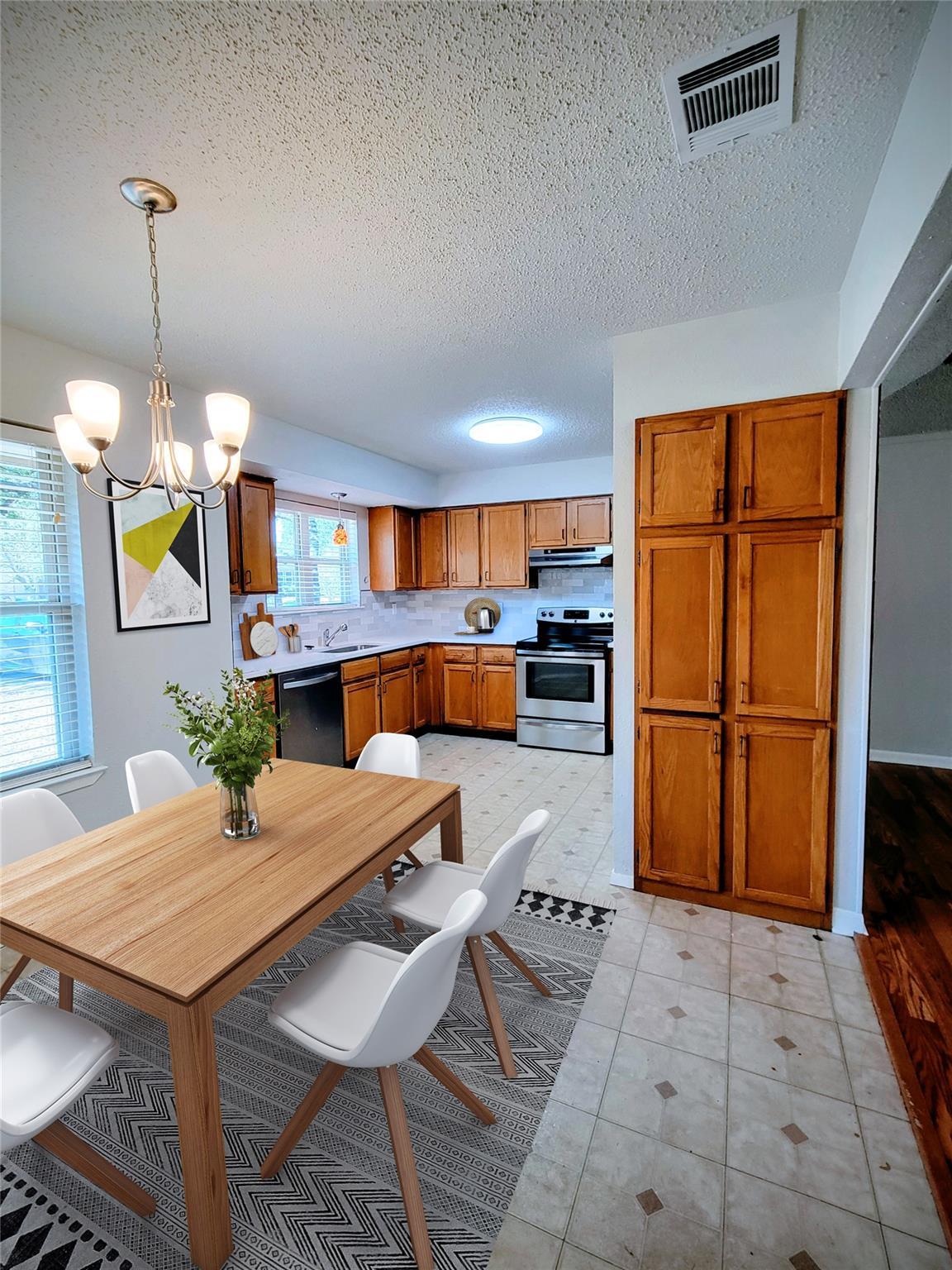 200 N Mount Rushmore Drive Cedar Park TX 78613