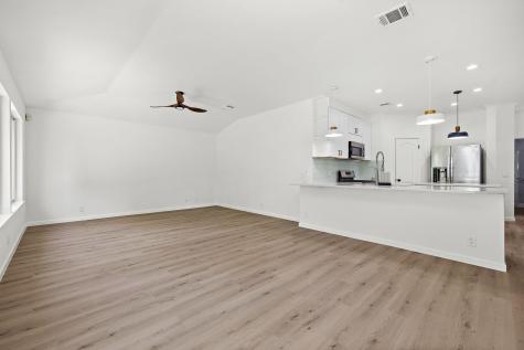 8104 Luckenwald Cove Round Rock TX 78681