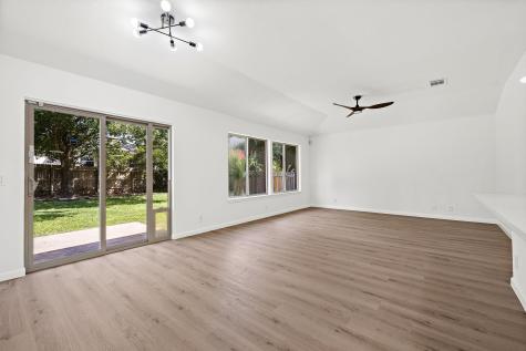 8104 Luckenwald Cove Round Rock TX 78681