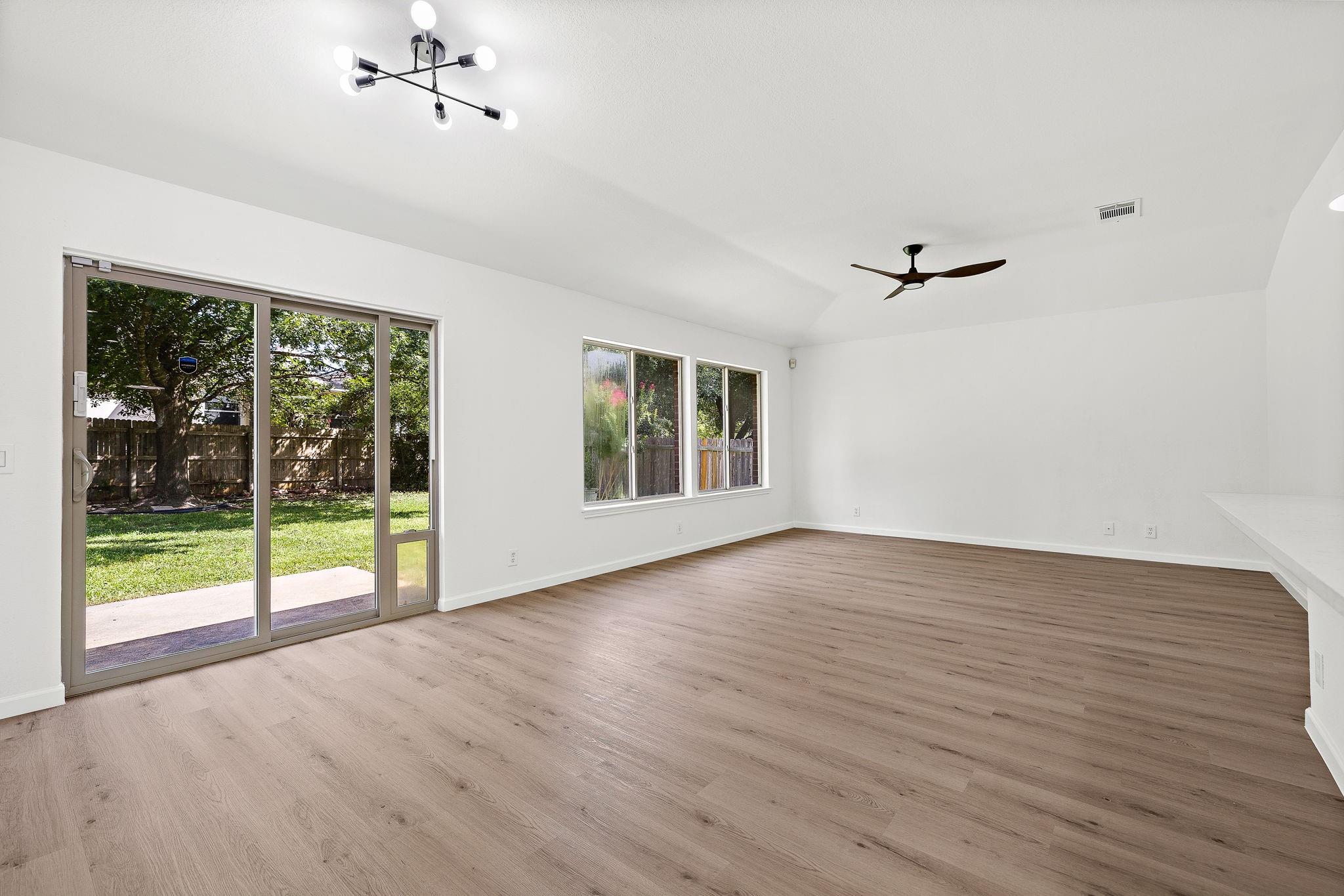 8104 Luckenwald Cove Round Rock TX 78681