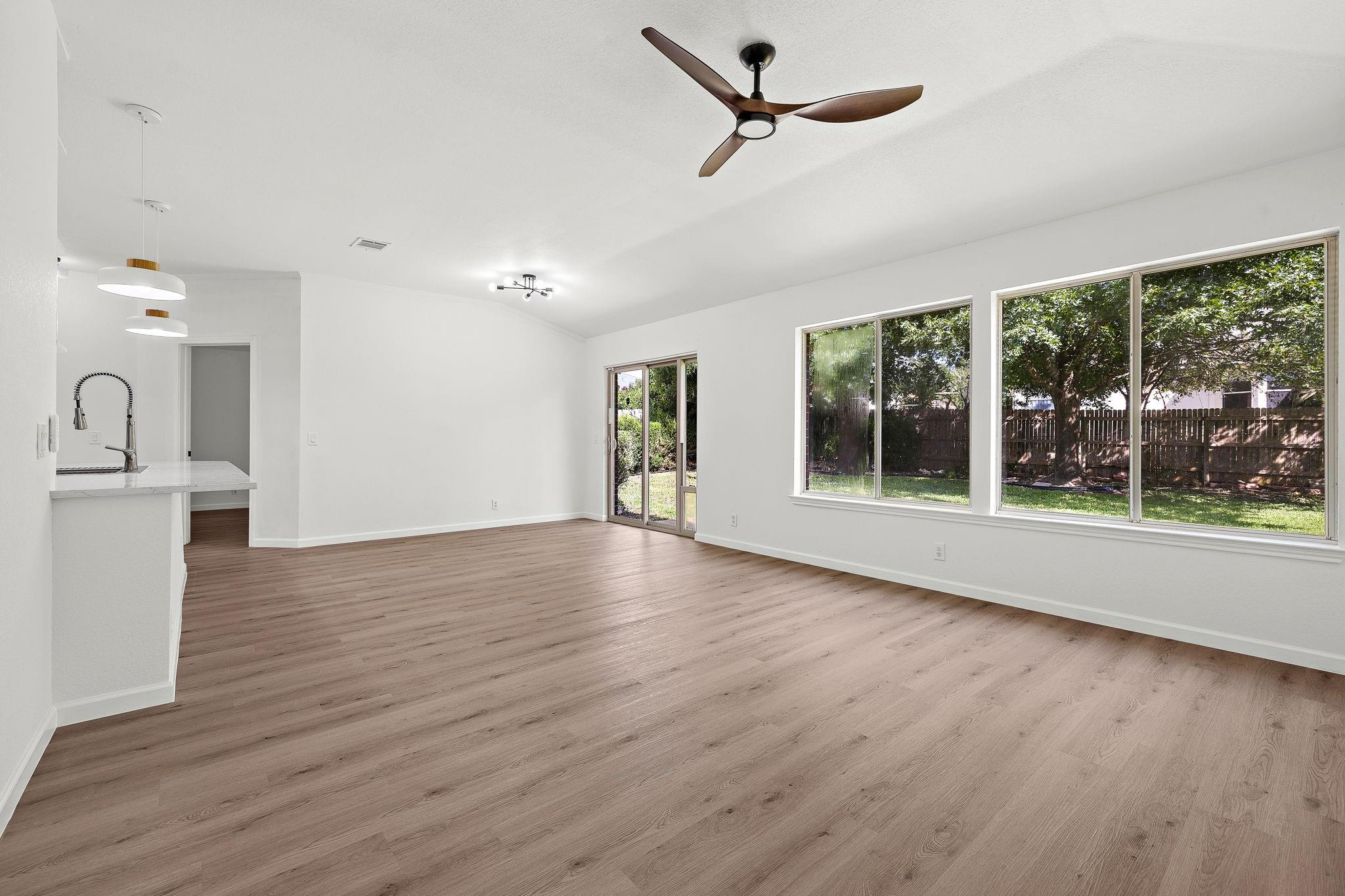 8104 Luckenwald Cove Round Rock TX 78681