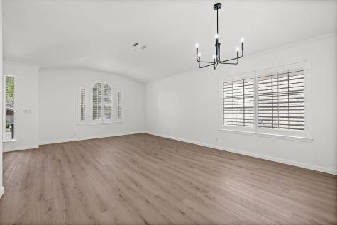 8104 Luckenwald Cove Round Rock TX 78681
