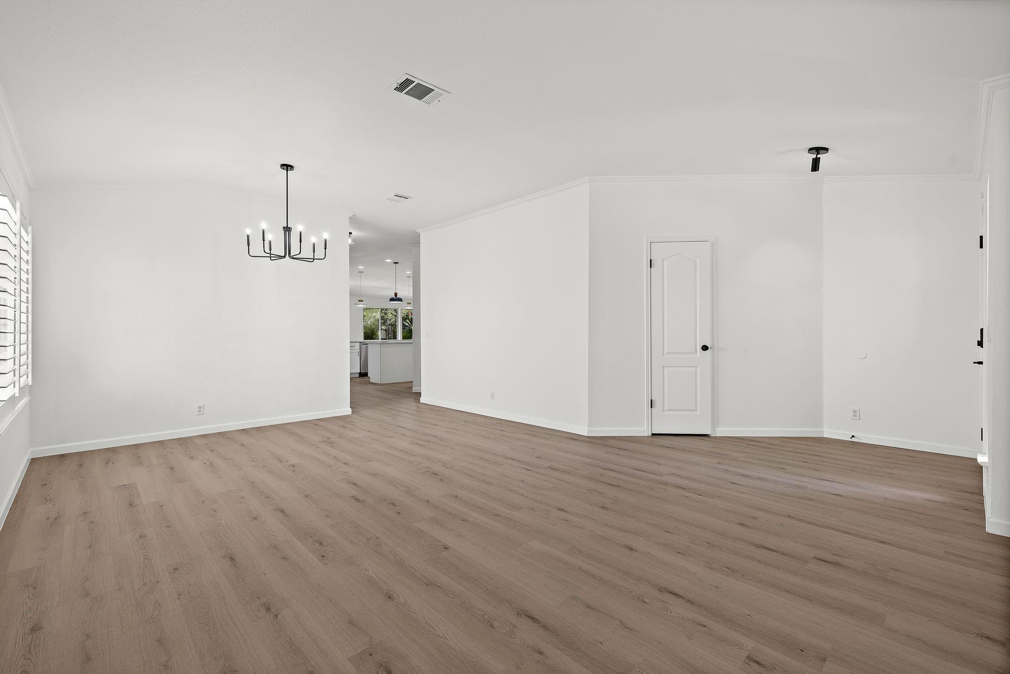 8104 Luckenwald Cove Round Rock TX 78681