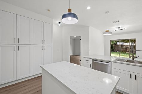 8104 Luckenwald Cove Round Rock TX 78681