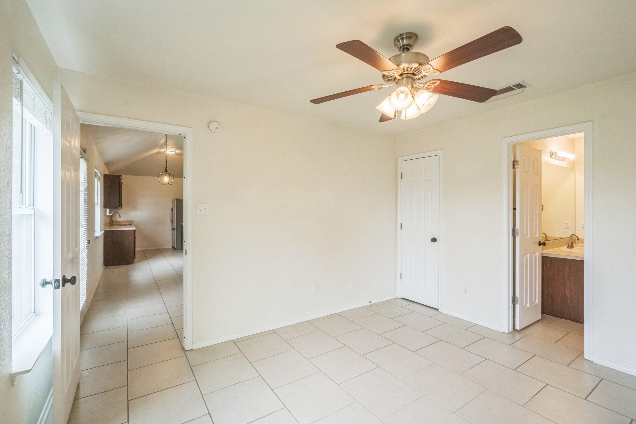 224 Amber Lane Jarrell TX 76537
