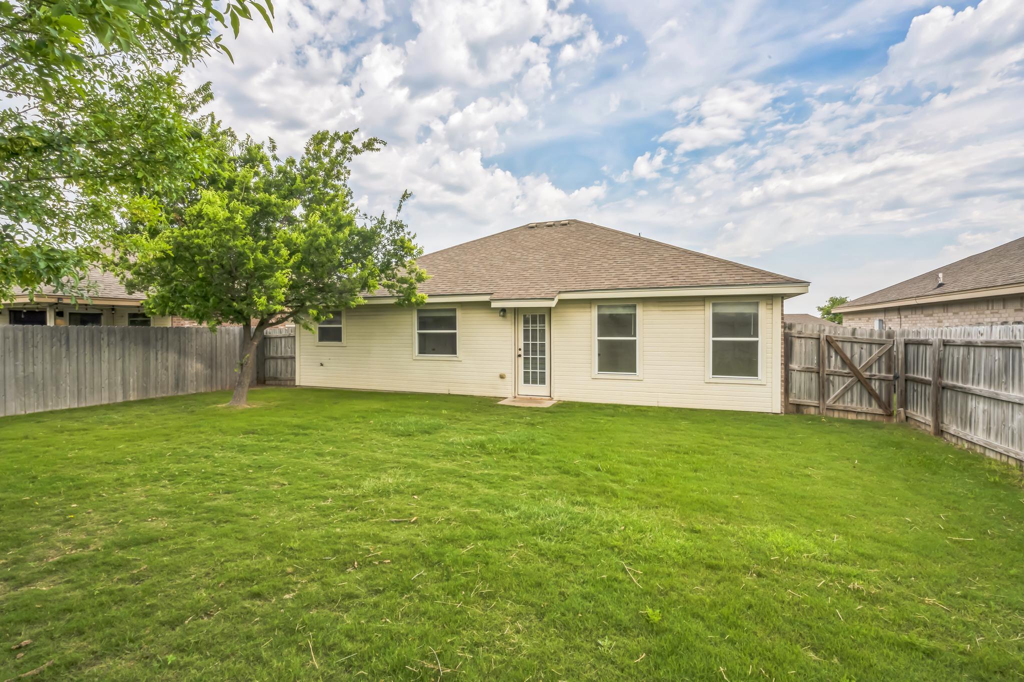 224 Amber Lane Jarrell TX 76537