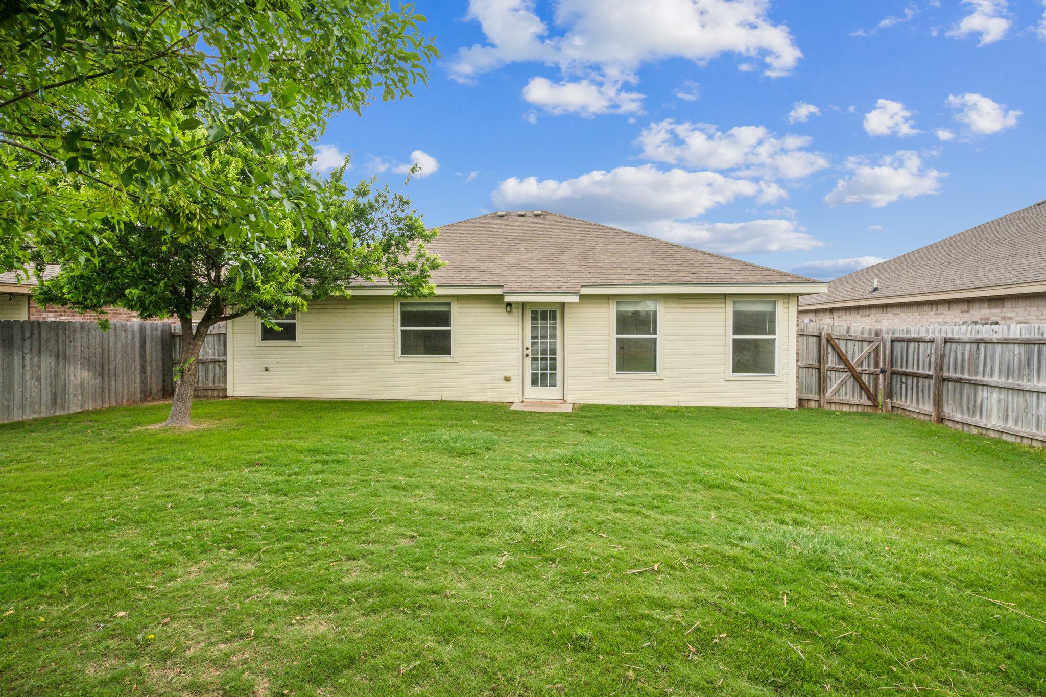 224 Amber Lane Jarrell TX 76537
