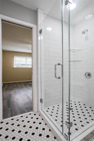4006 Bull Creek Road Austin TX 78731