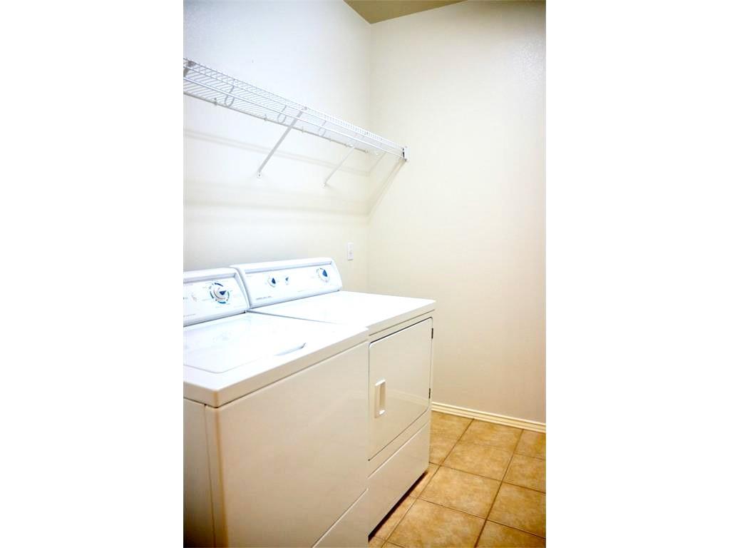 2200 Lou John Street Austin TX 78727