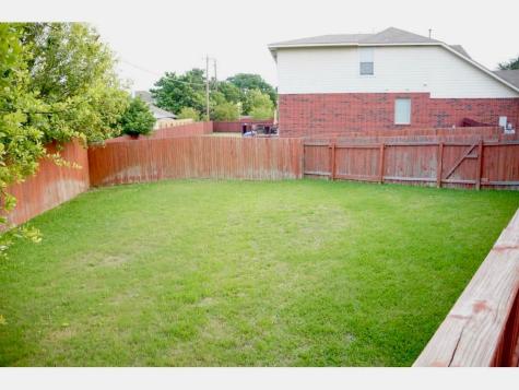 2200 Lou John Street Austin TX 78727