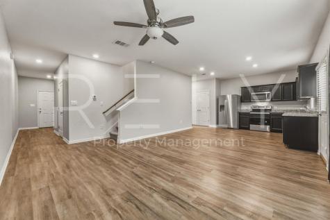 518 Woodpecker Run Jarrell TX 76537