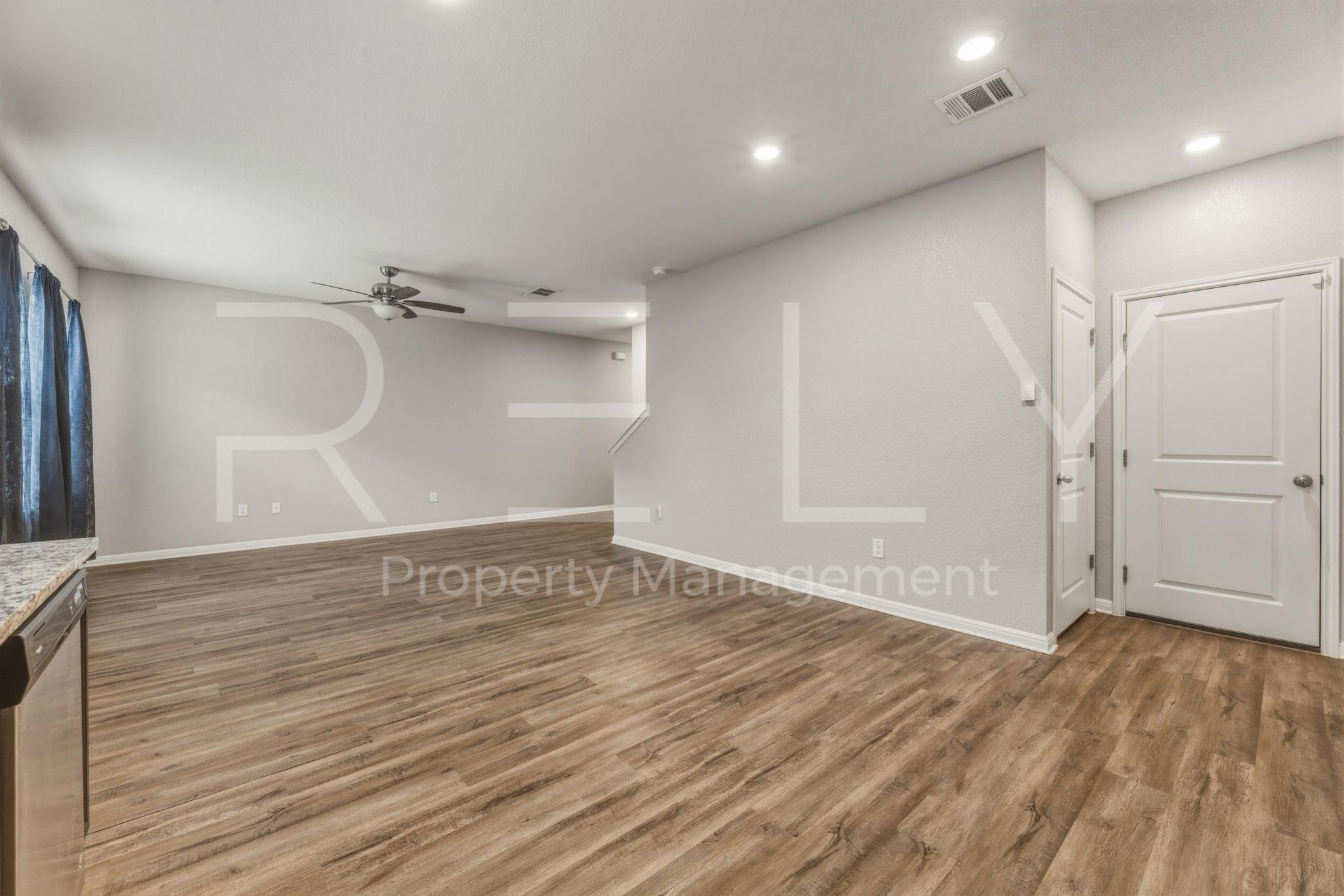 518 Woodpecker Run Jarrell TX 76537