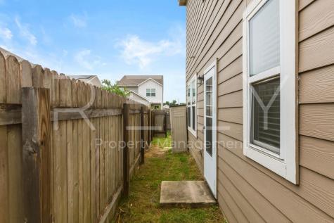 518 Woodpecker Run Jarrell TX 76537
