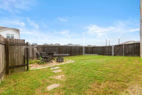 518 Woodpecker Run Jarrell TX 76537