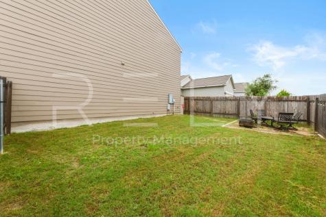 518 Woodpecker Run Jarrell TX 76537