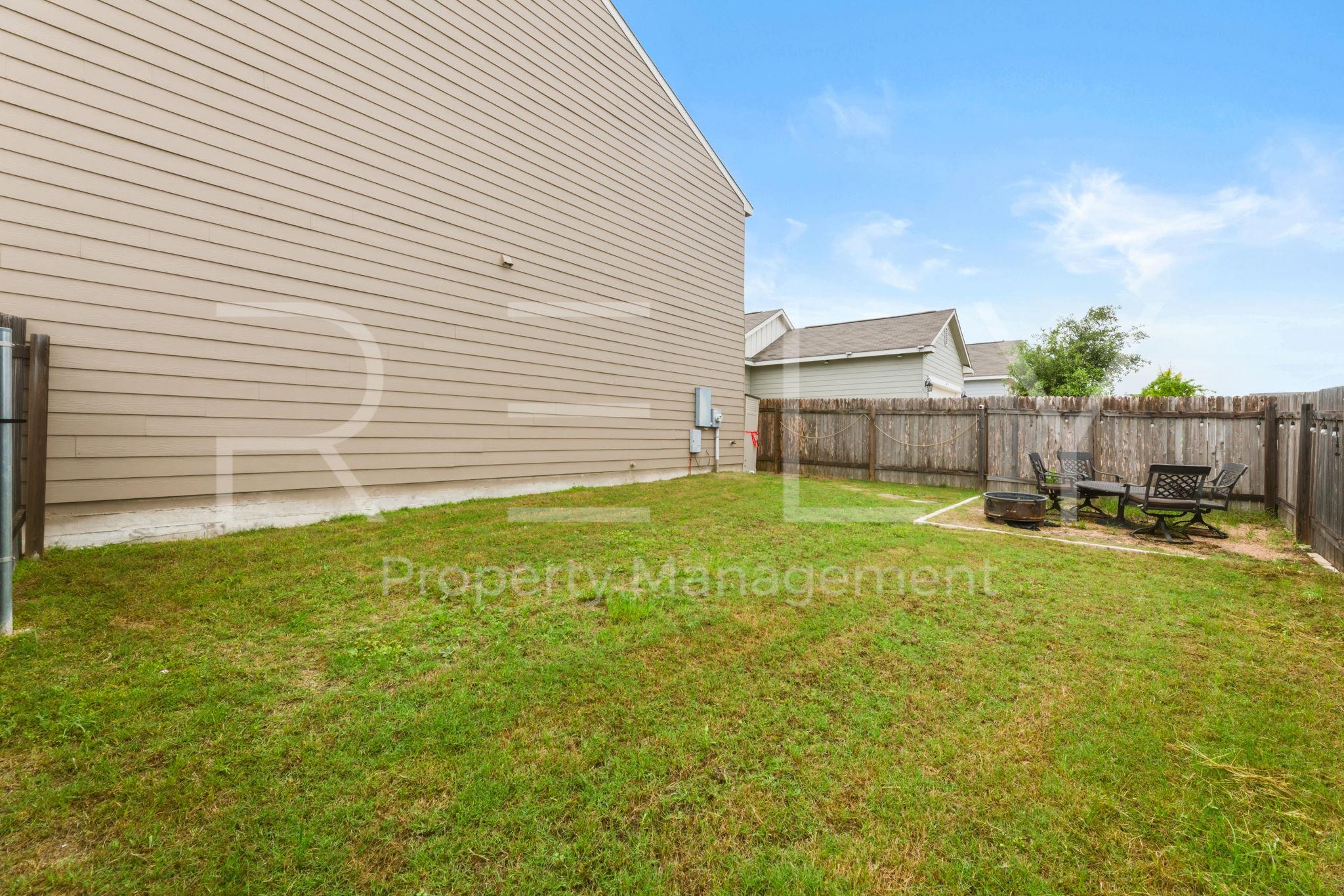 518 Woodpecker Run Jarrell TX 76537