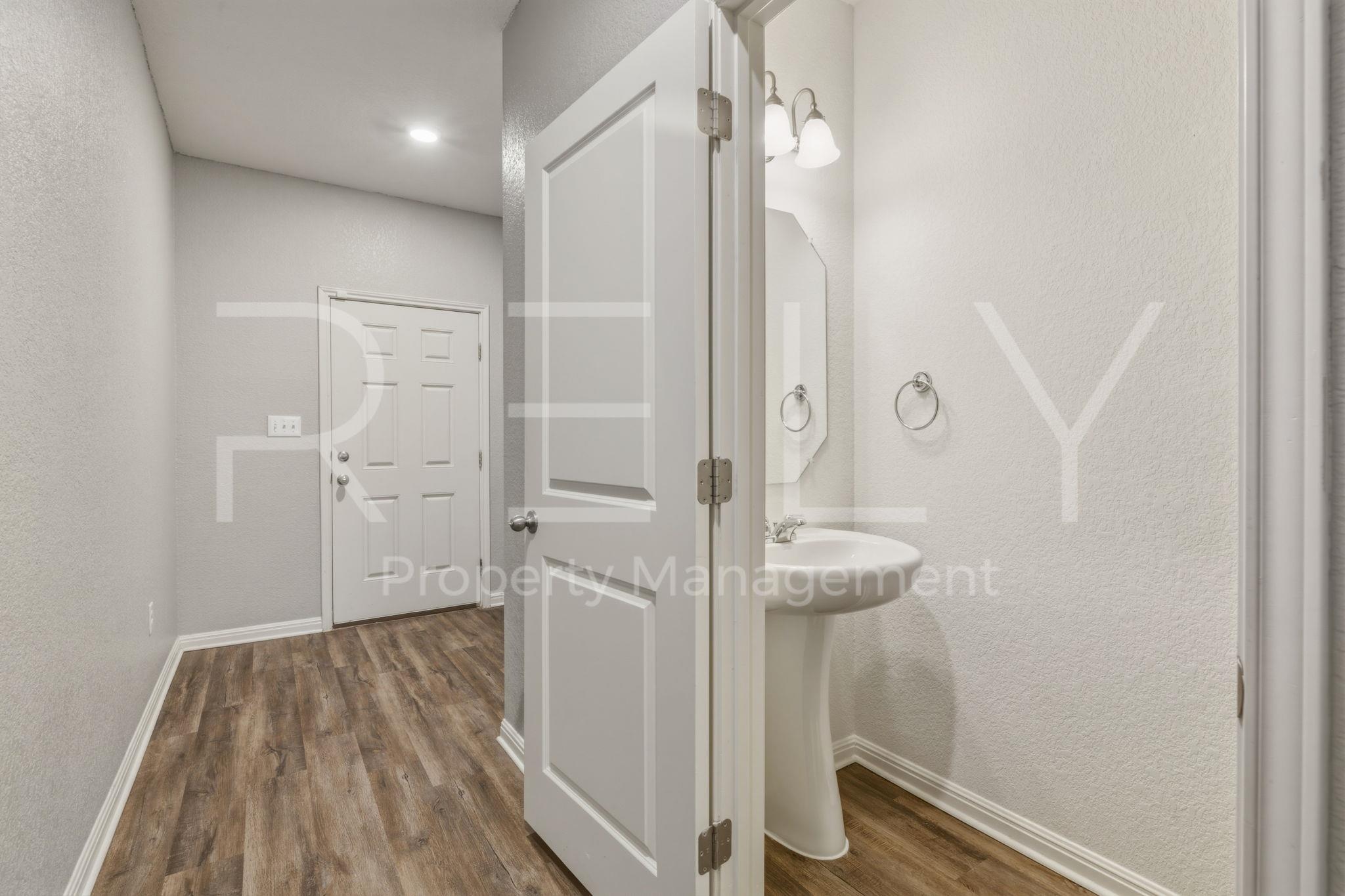 518 Woodpecker Run Jarrell TX 76537