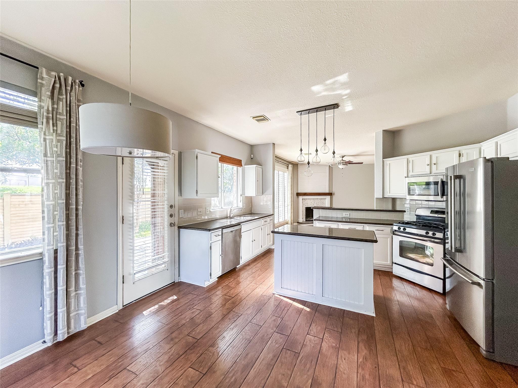 1745 Dapplegrey Lane Austin TX 78727