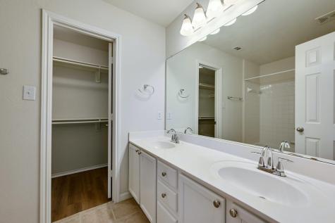 1531 Parkfield Circle Round Rock TX 78664