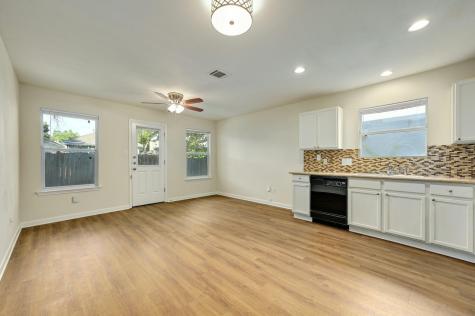 1531 Parkfield Circle Round Rock TX 78664