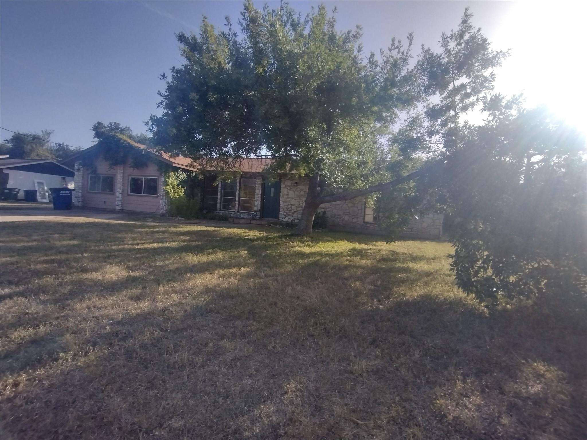 1811 Lone Oak Drive Leander TX 78641