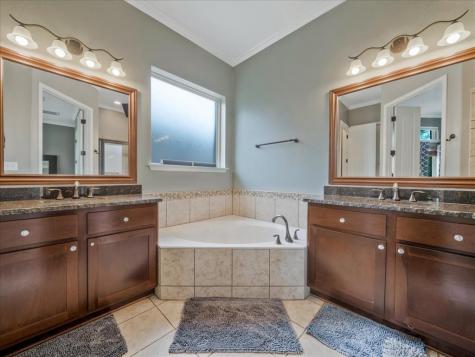 910 Wild Rose Drive Austin TX 78737