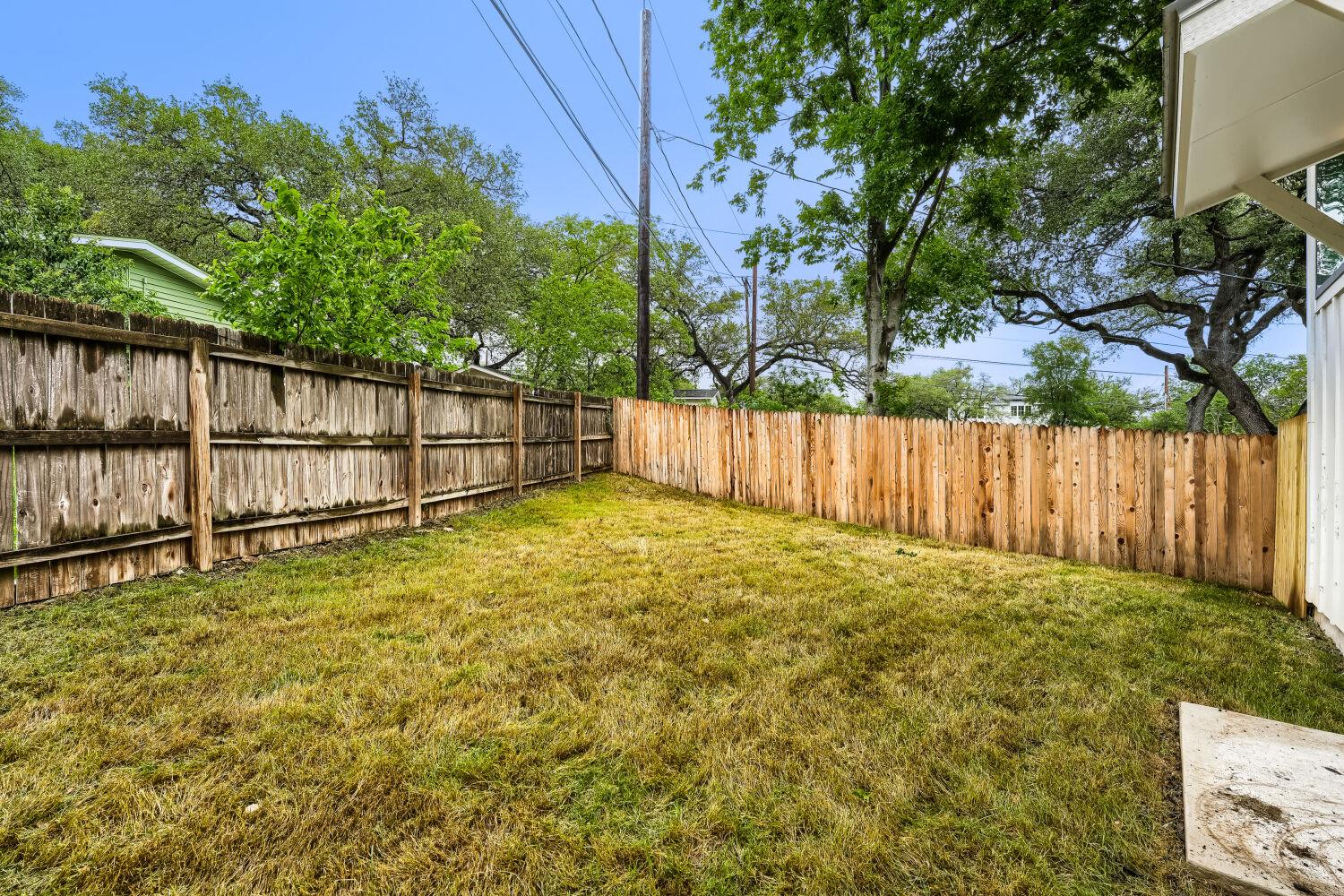 3204 Overcup Oak Drive Austin TX 78704