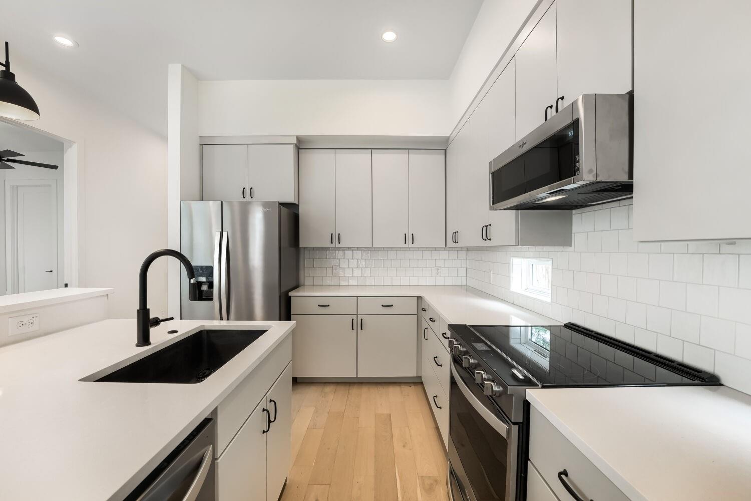 3204 Overcup Oak Drive Austin TX 78704