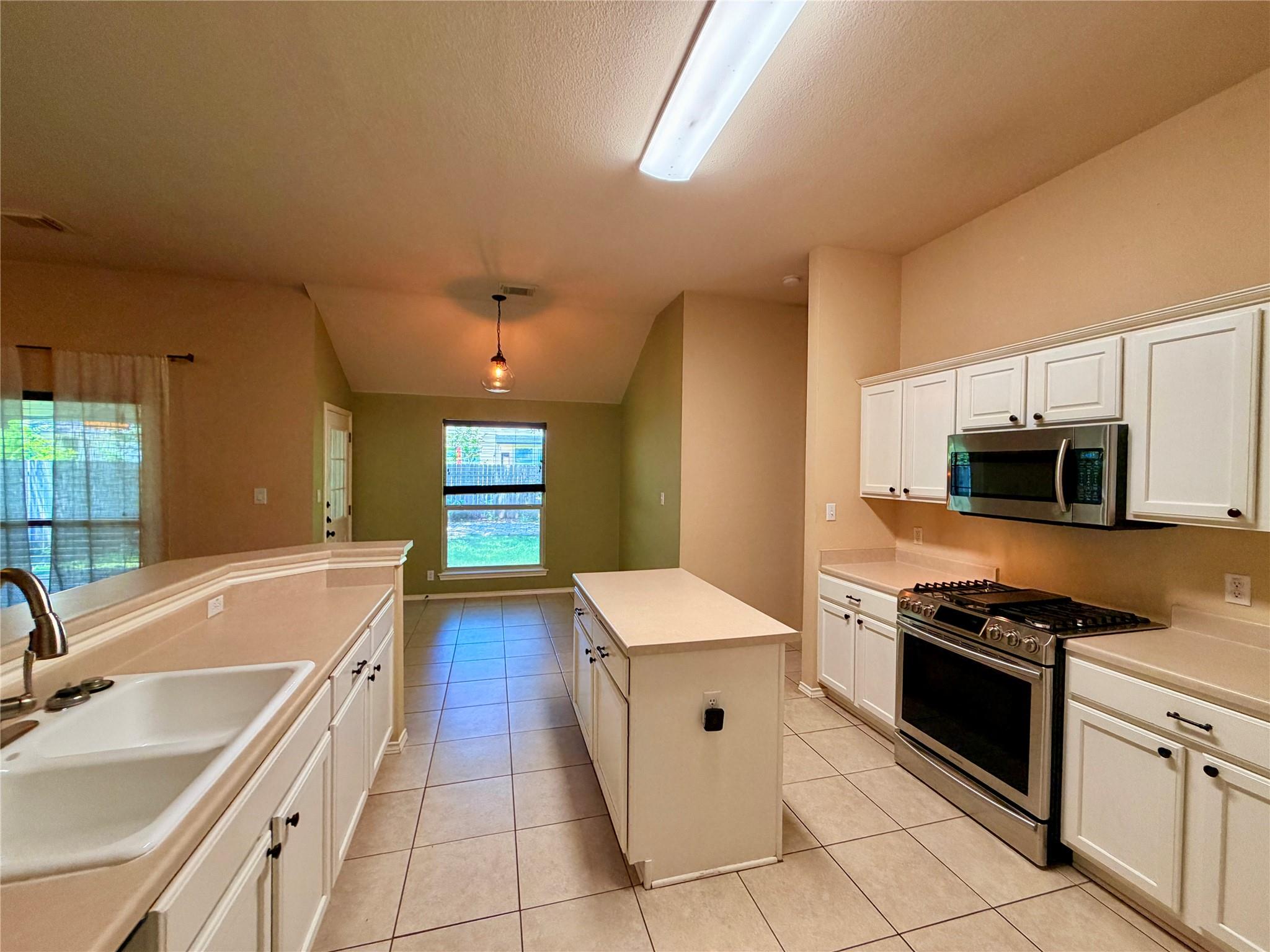 4415 Hunters Lodge Drive Round Rock TX 78681