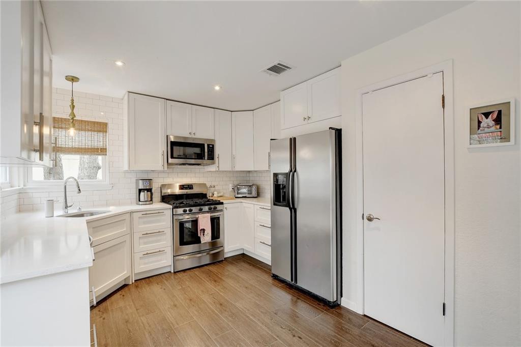 9019 Wagtail Drive Austin TX 78748